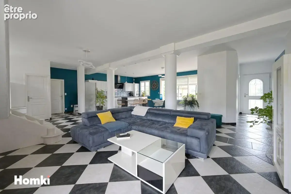 Maison à LA FRETTE