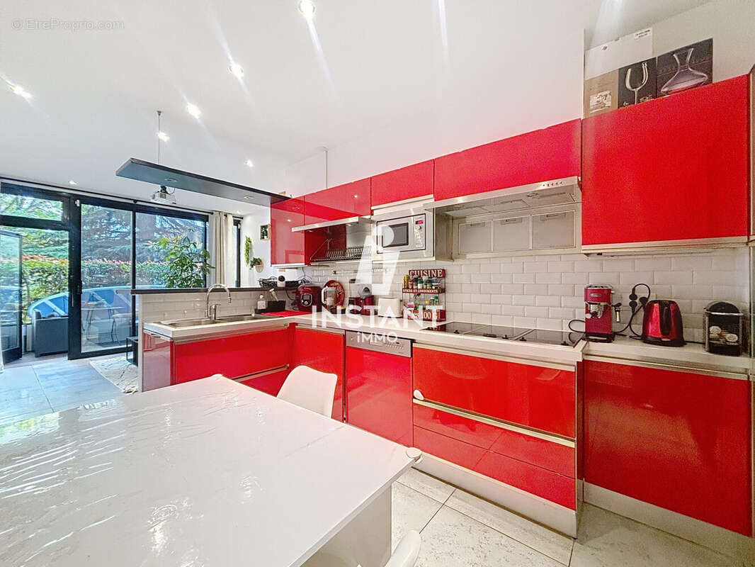 Appartement à NOGENT-SUR-MARNE