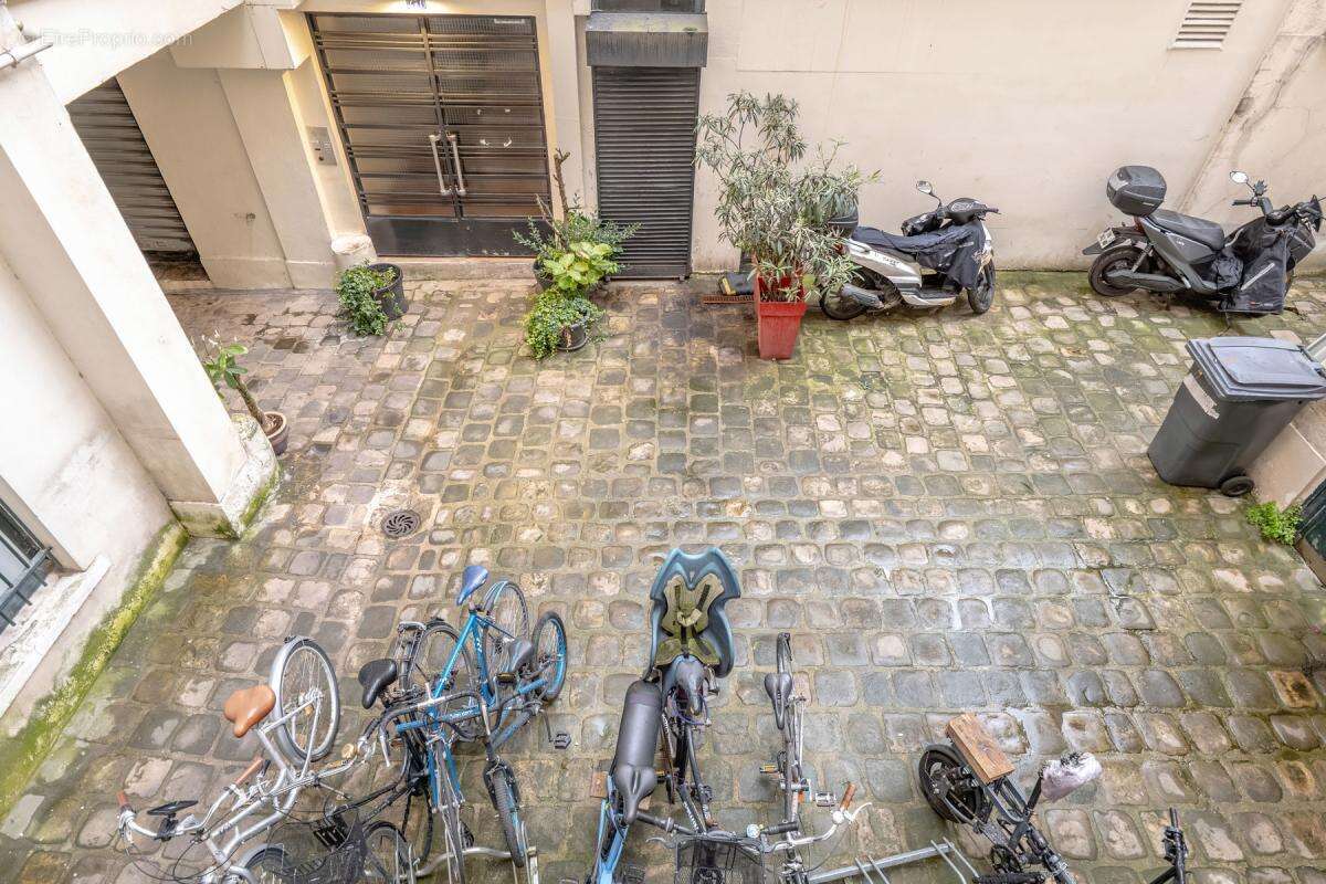 Appartement à PARIS-11E