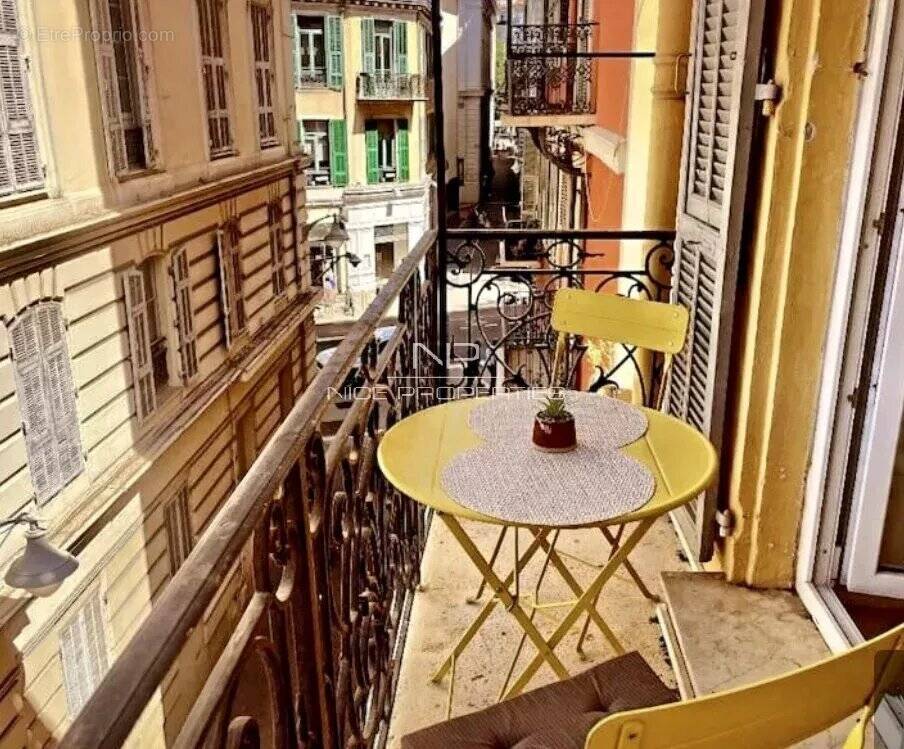 Appartement à NICE