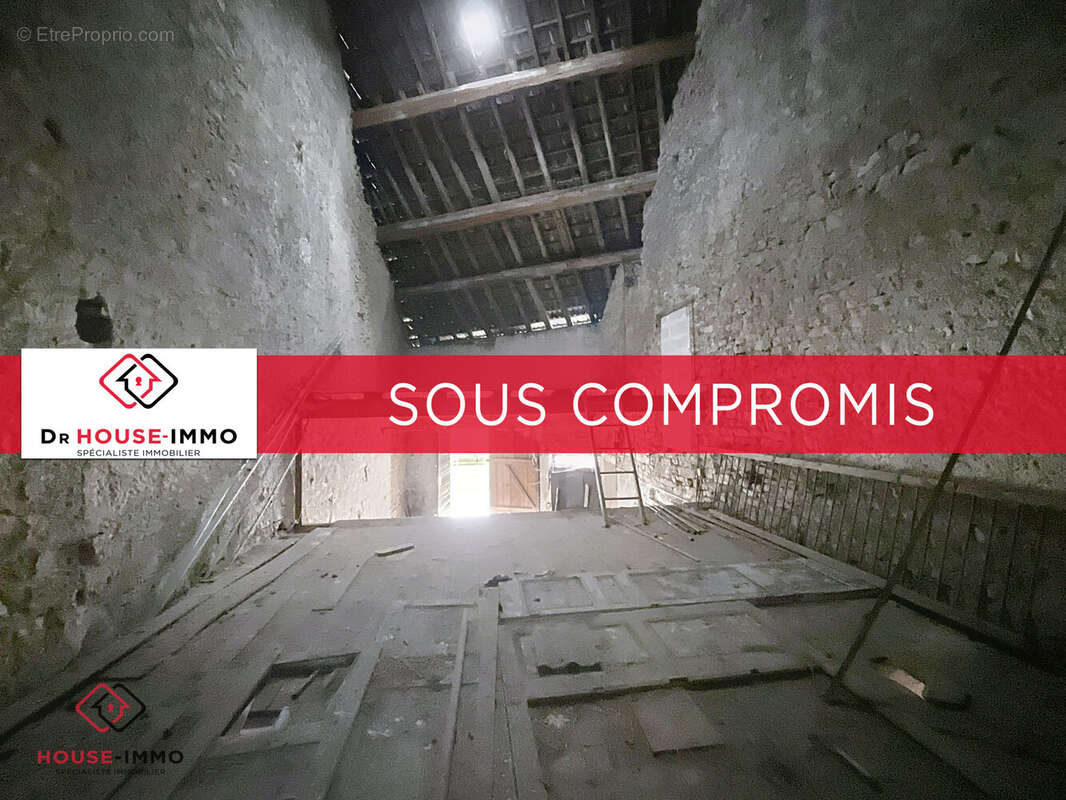 Maison à CLAIRVAUX-LES-LACS