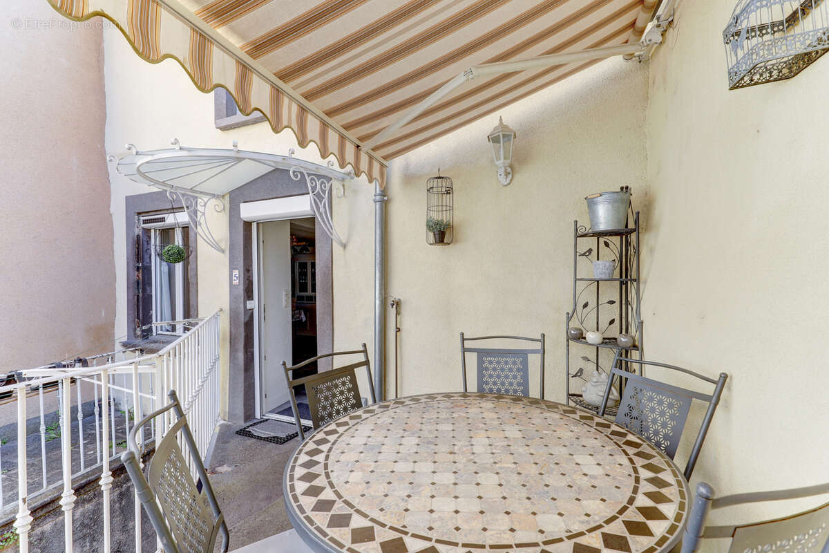 Maison à CHANONAT