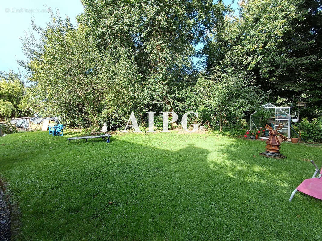 Maison à MUR-DE-BRETAGNE