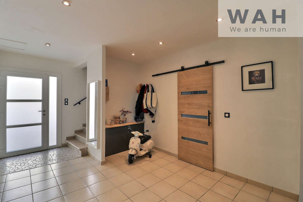 Maison de 6 pieces sur terrain de 475 m2 avec piscine - 34130 mudaison - photo 12