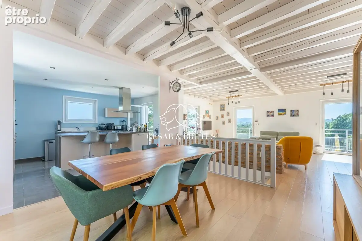 Maison 5 pièces 192 m² à vendre à Dardilly (69570) - photo 8