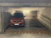 Parking à PARIS-12E