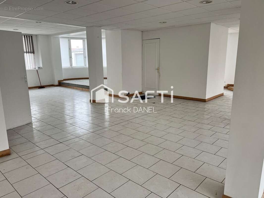 Photo 2 - Commerce à BERCK