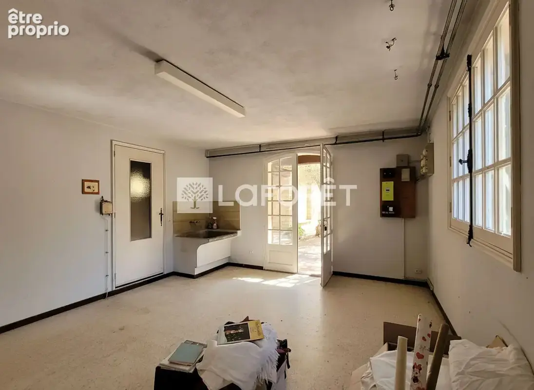 CUERS : Maison de village 5 Pièces avec dépendance sur terrain de 400 m² - photo 7