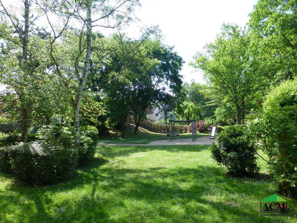 Appartement à MERY-SUR-OISE