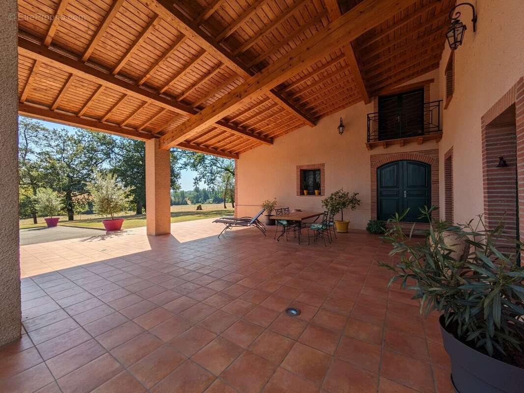 Maison à VACQUIERS