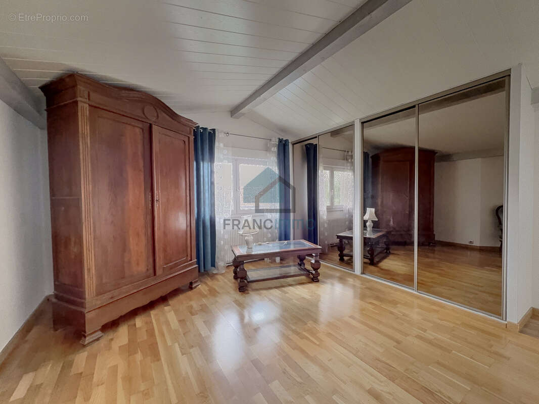 Damprichard - grande maison - photo 17