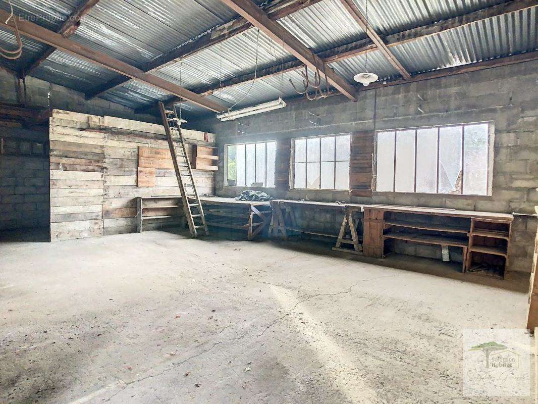 Maison à LAVAL-DE-CERE