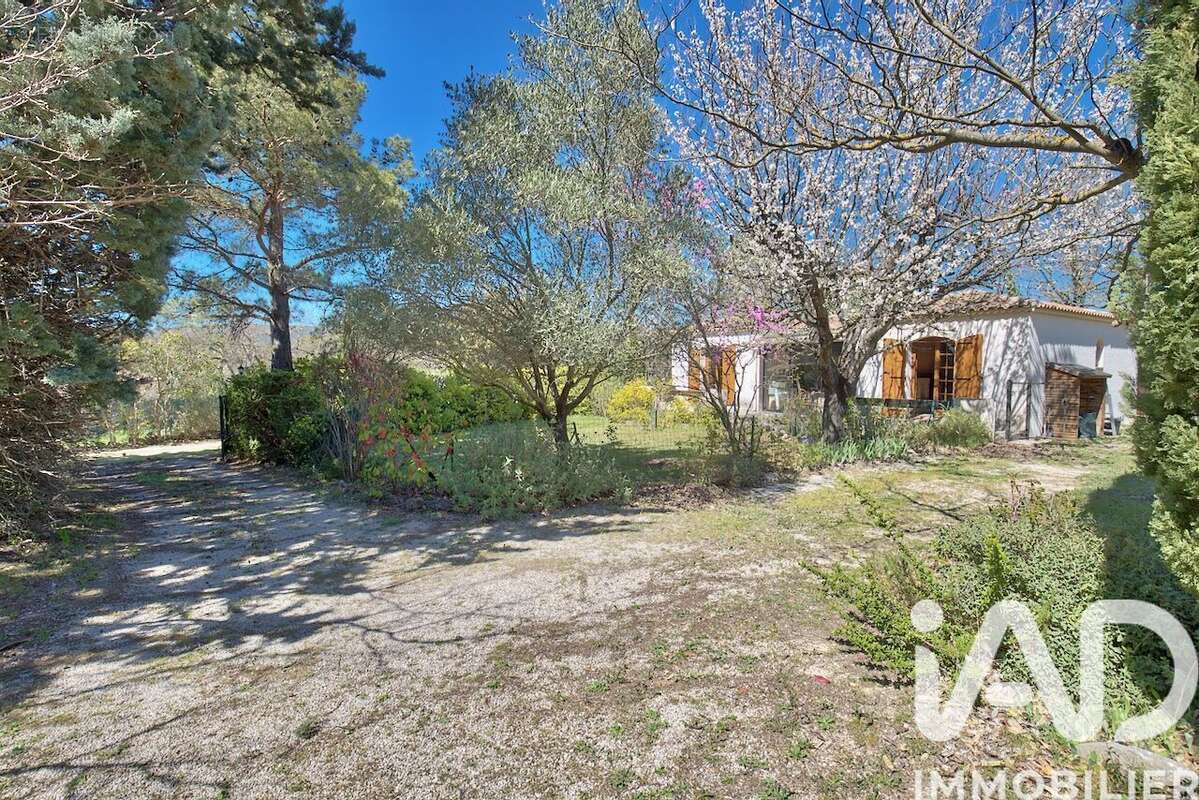 Photo 3 - Maison à NANS-LES-PINS