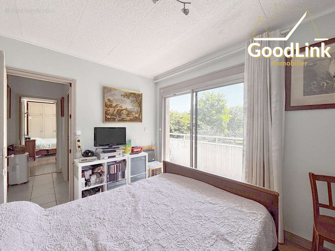 Appartement à AUBERVILLIERS