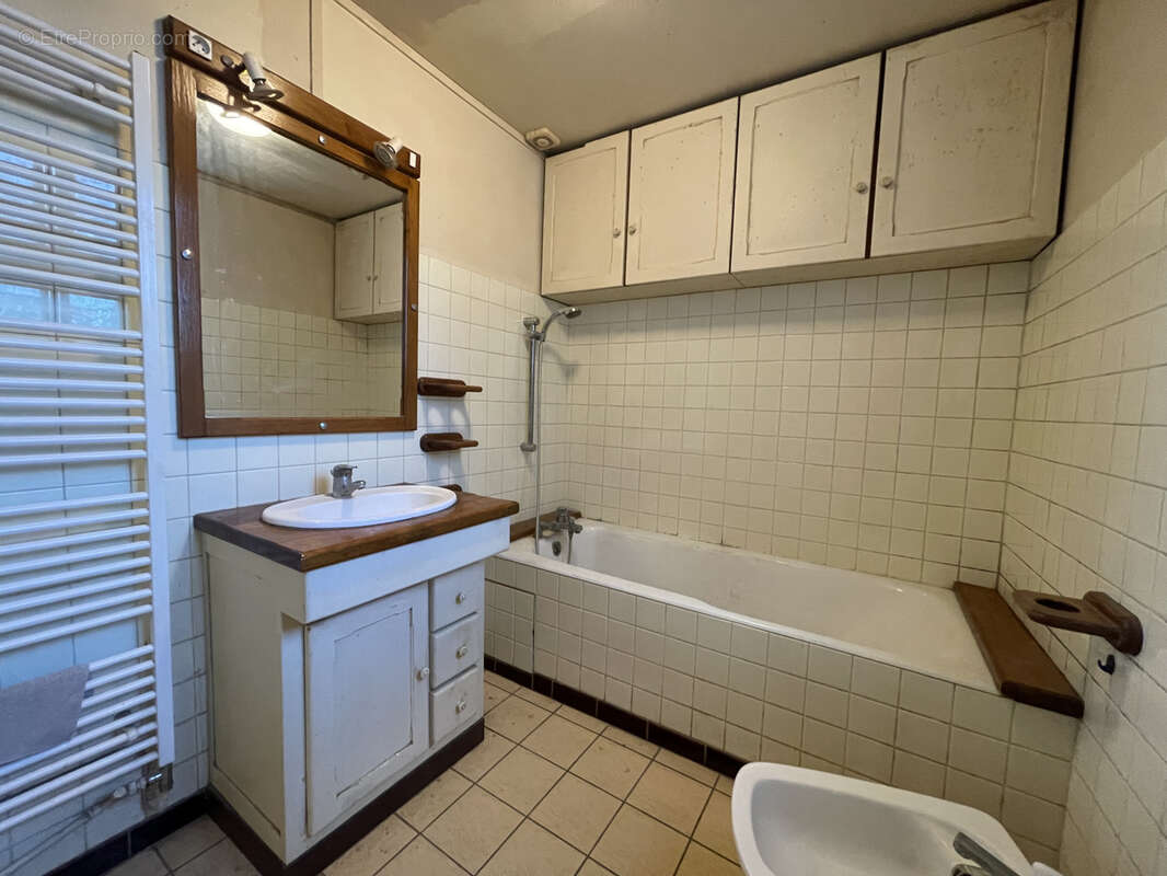 Maison à CIRES-LES-MELLO