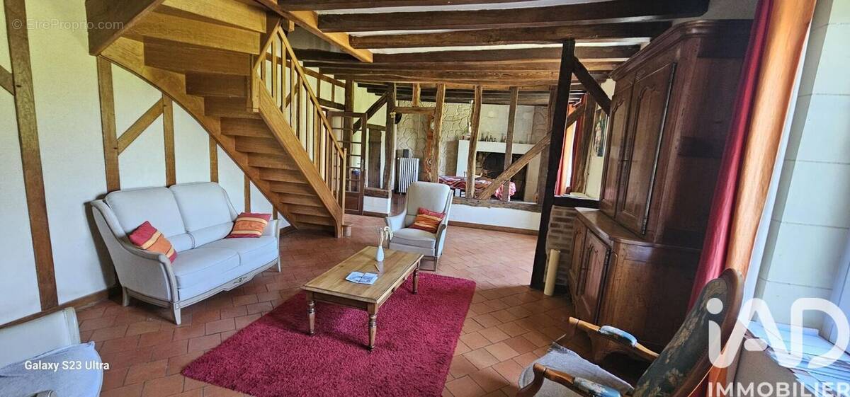 Photo 1 - Maison à LUYNES