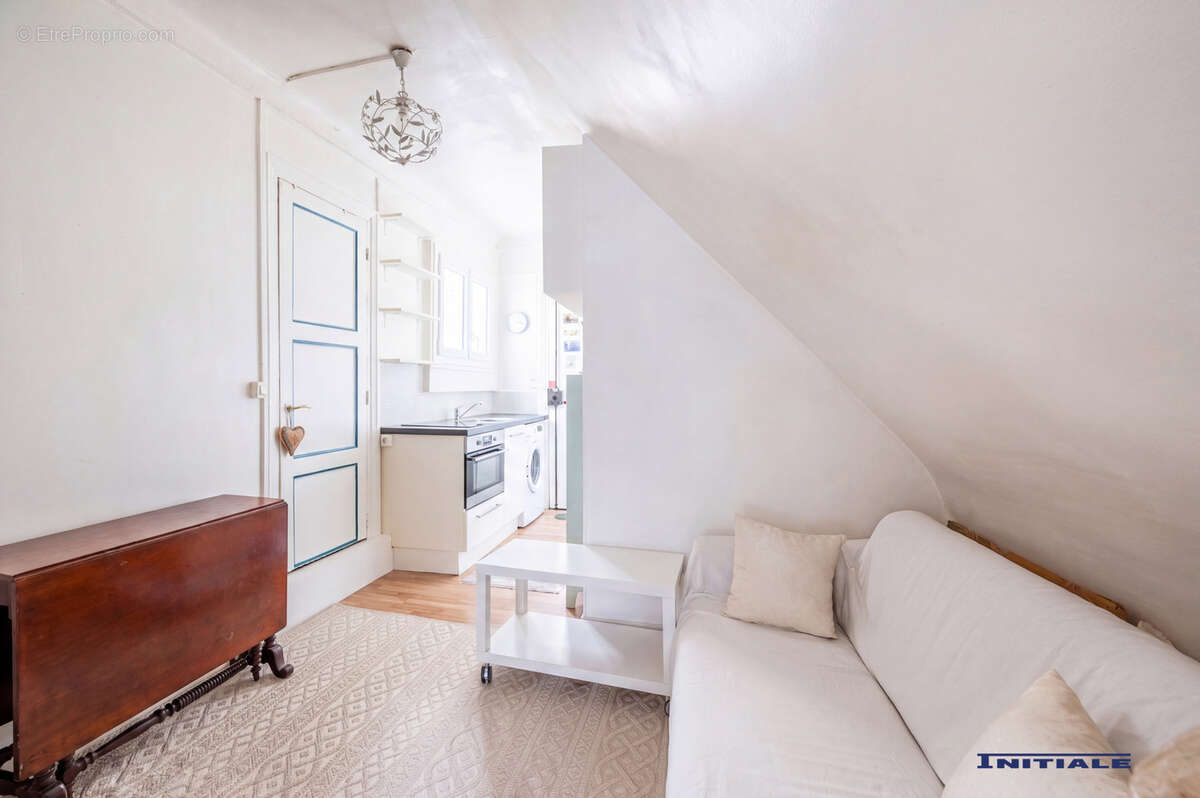 Studette charme Paris 15/7ème 240 000€ - photo 5