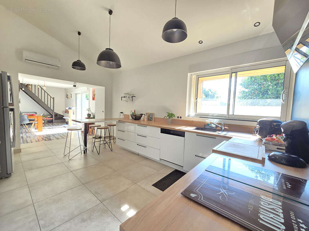 Maison à SAINT-XANDRE