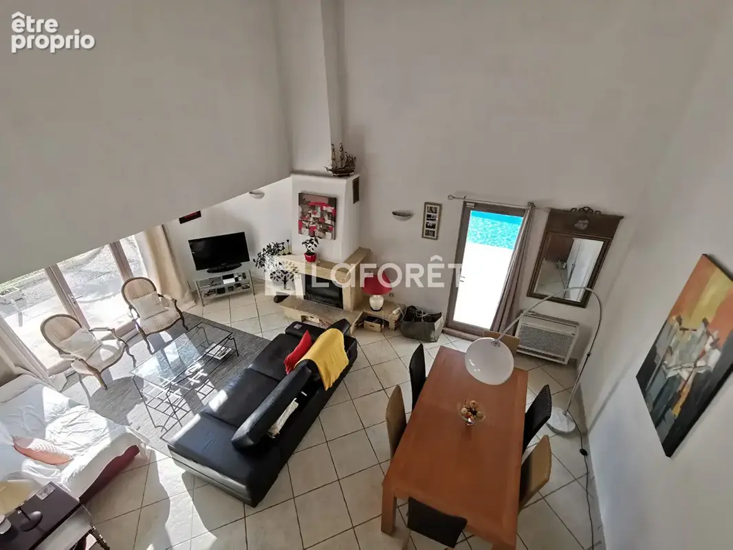 Maison Saint Maximin La Sainte Baume 8 pièces 148 m2 avec piscine - photo 5