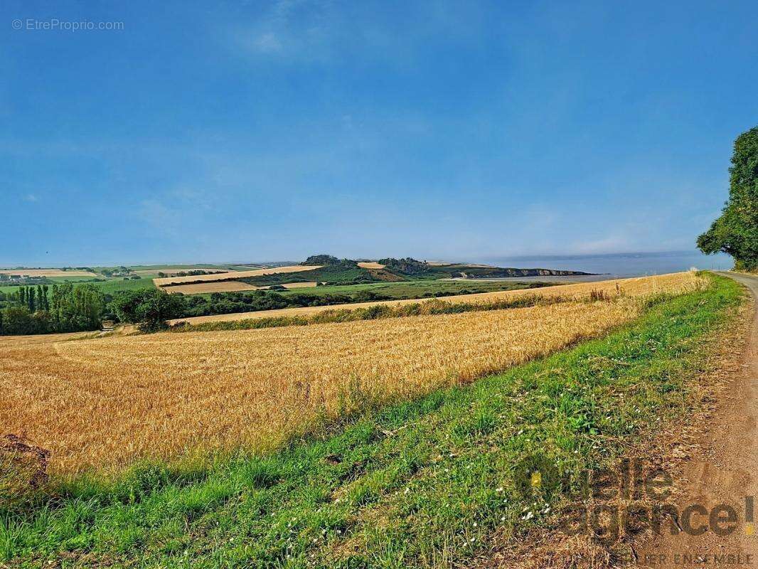 Corps de ferme en pierre à rénover – À 400 mètres de la plage - photo 3