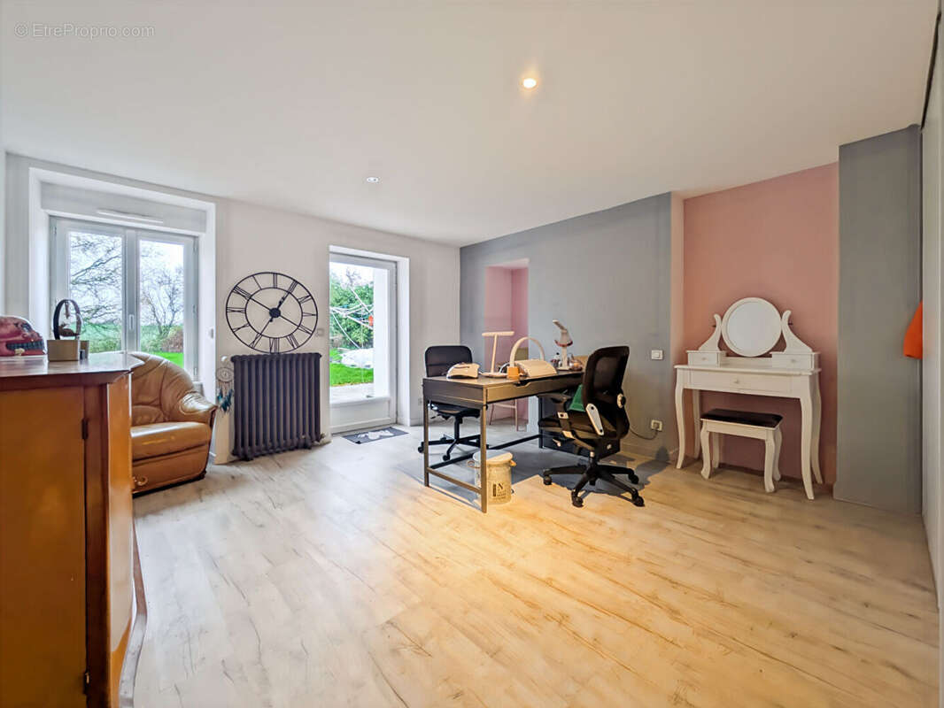 Maison à SAINT-AUBIN-D'AUBIGNE