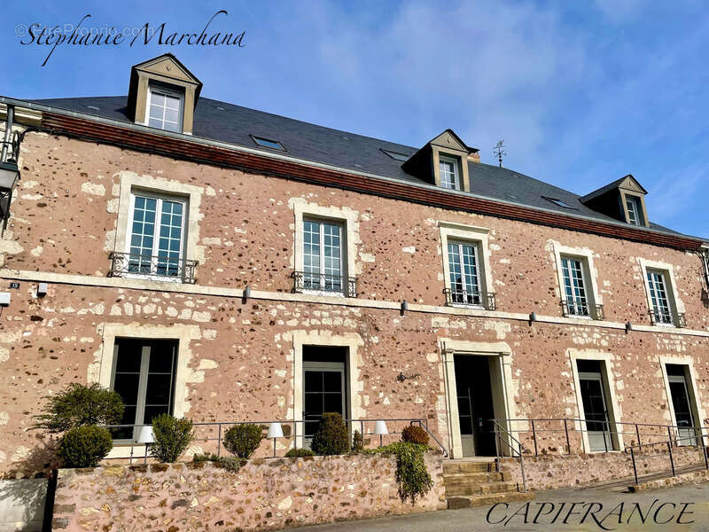 Maison à THIRON-GARDAIS