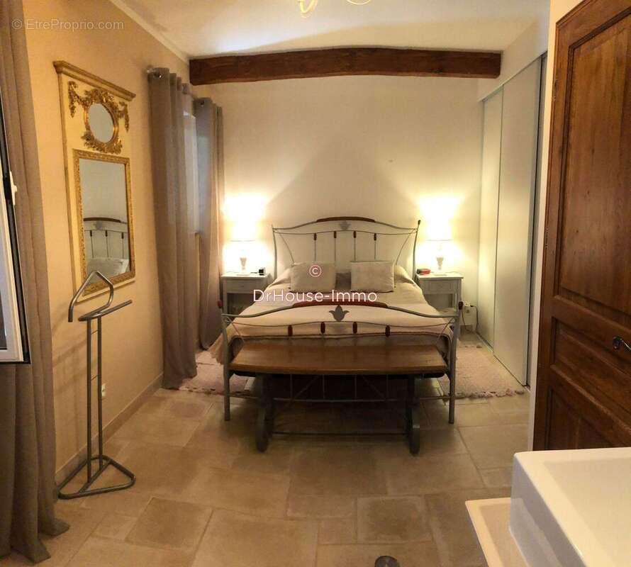Maison 311 m² à Bergerac  - photo 17