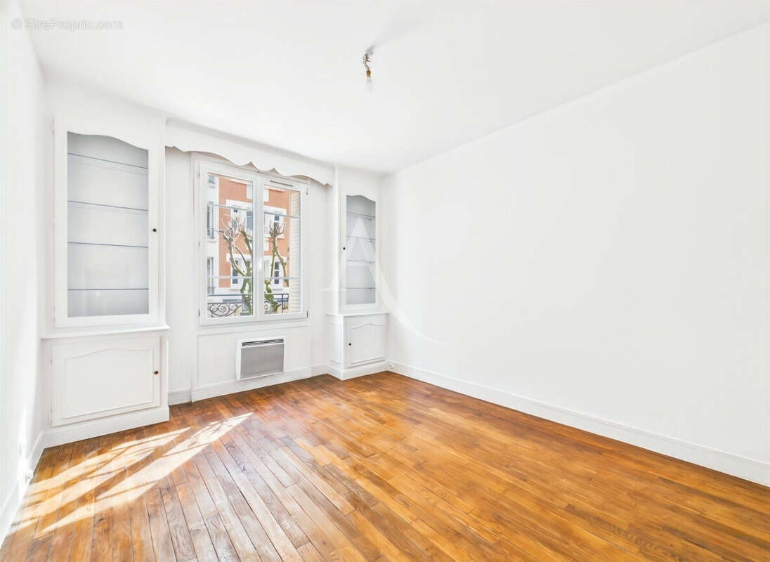 Appartement à SAINT-MAUR-DES-FOSSES