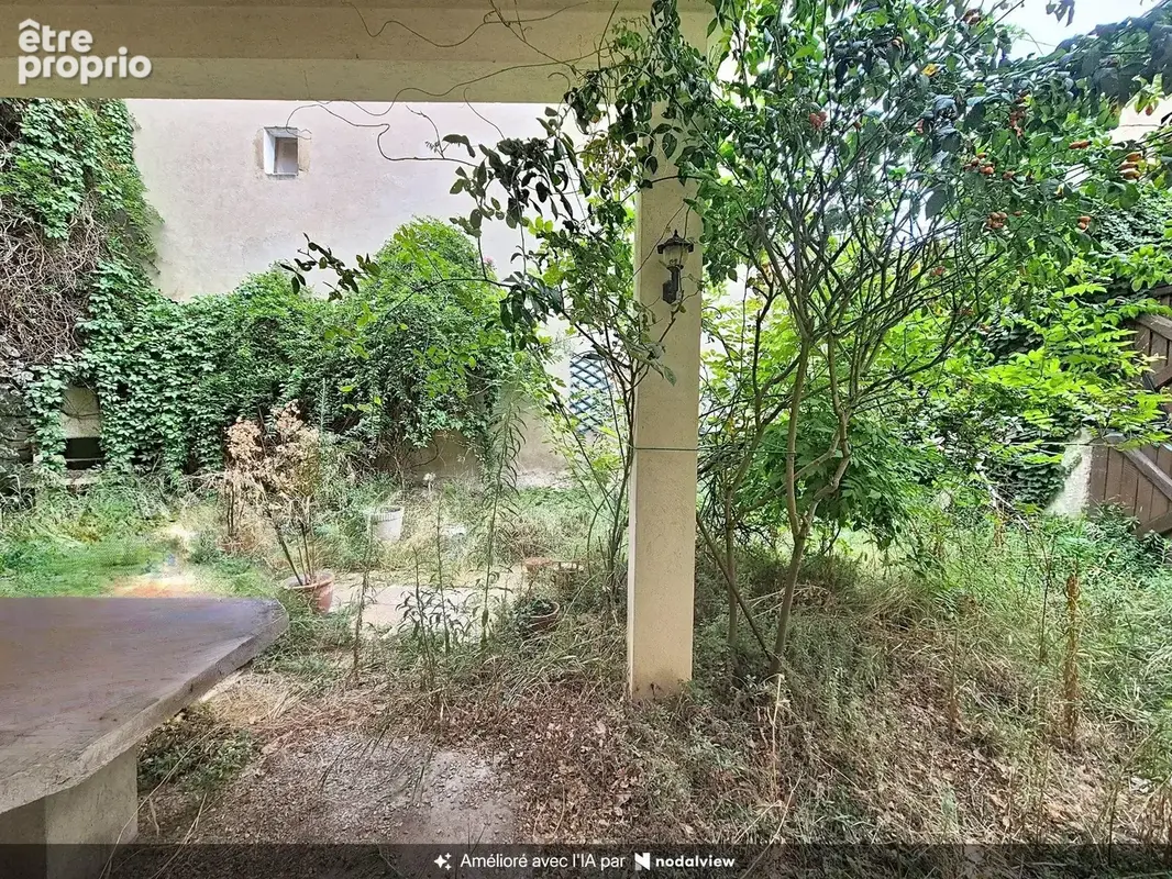 Photo 1 - Maison à EYGUIERES