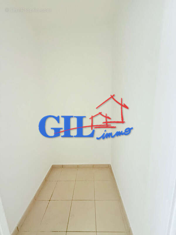 Appartement à SAVIGNY-LE-TEMPLE