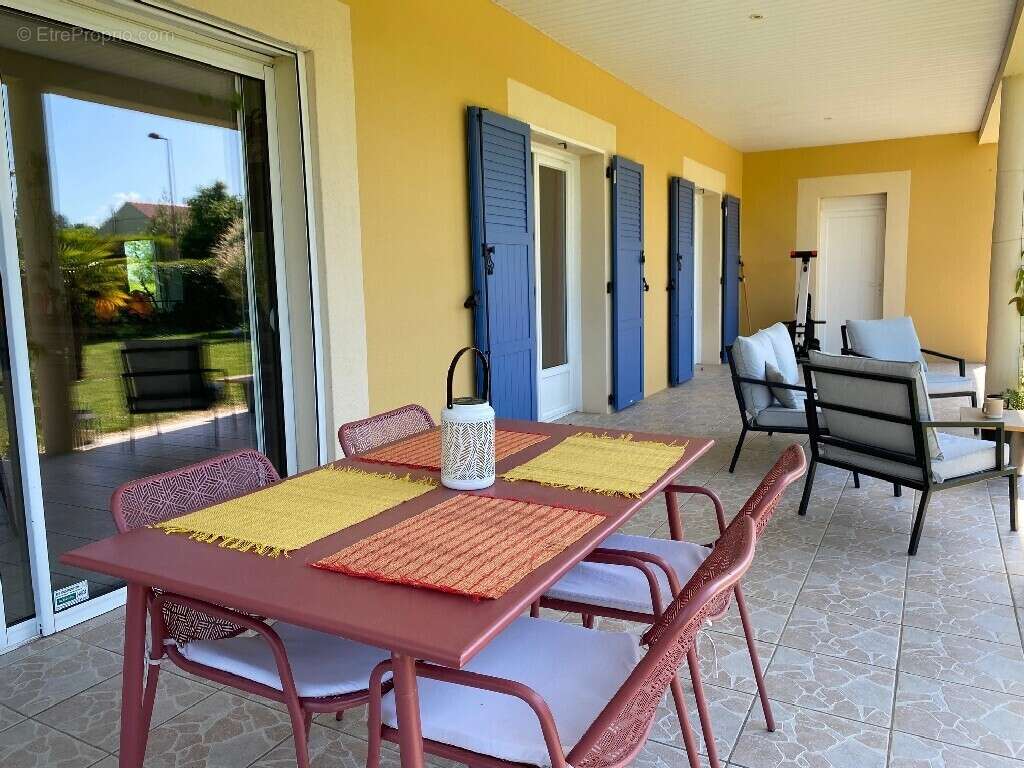 Maison à LE VERNET
