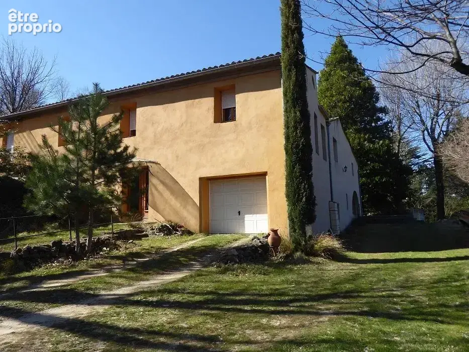 DIEULEFIT - 26220 – Propriété rénovée - 15 pièces – 7 chambres - 330 m²    Piscine 54 m² - Au cœur d’un domaine boisé Terrain 12 - photo 5