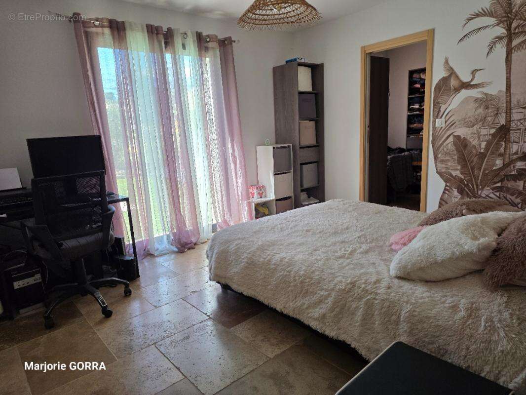 Maison à PLAN-D'AUPS-SAINTE-BAUME