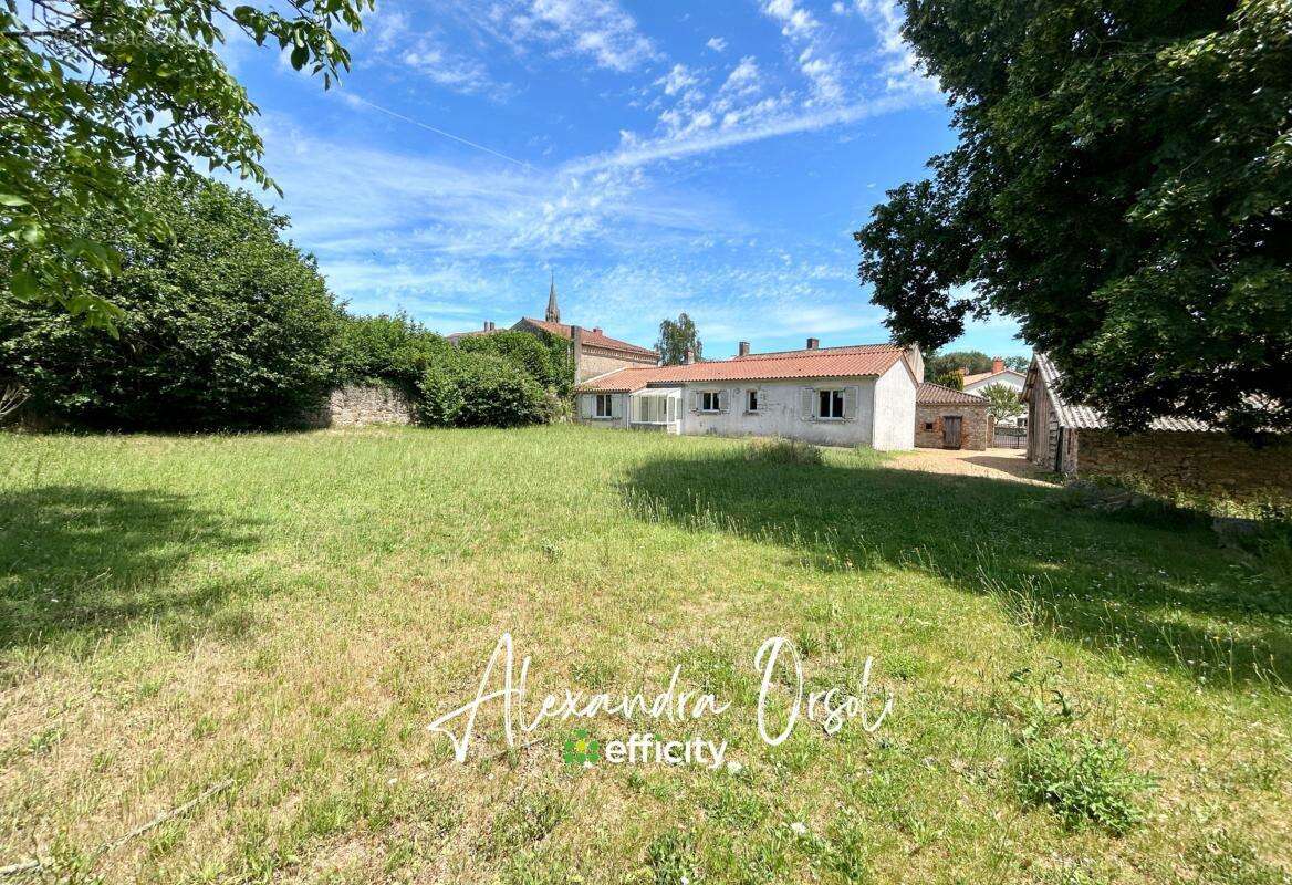 Maison 236 m² à Aizenay  - photo 13