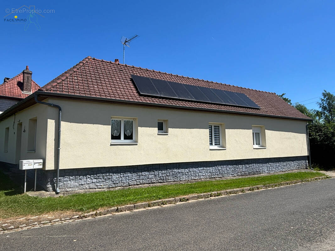 Maison à BERNAVILLE