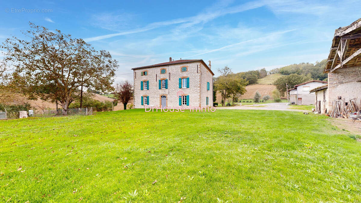 Maison à SAINT-GAUZENS