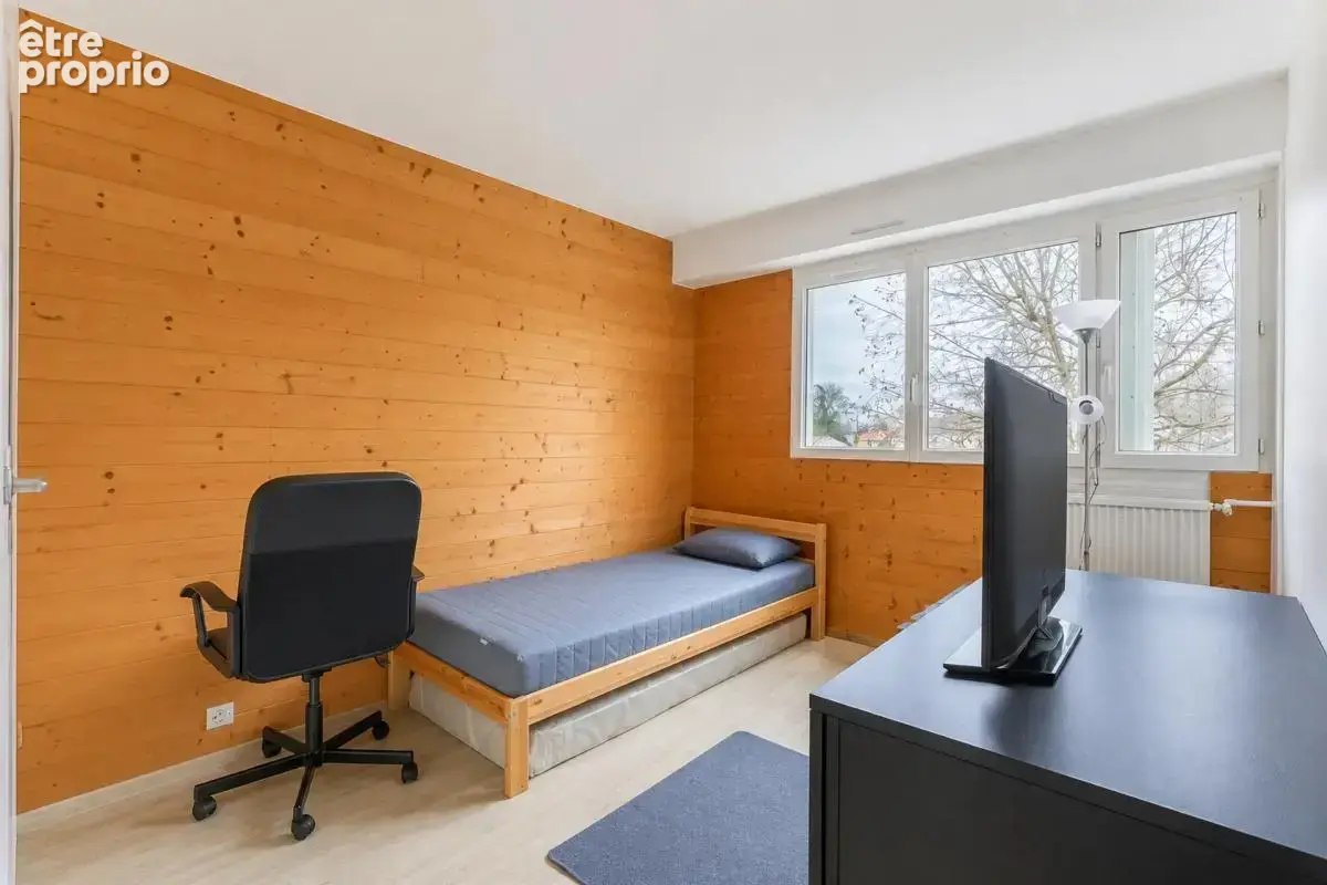 Spacieux T5 de 100 m² vendu loué à Blanquefort - photo 10