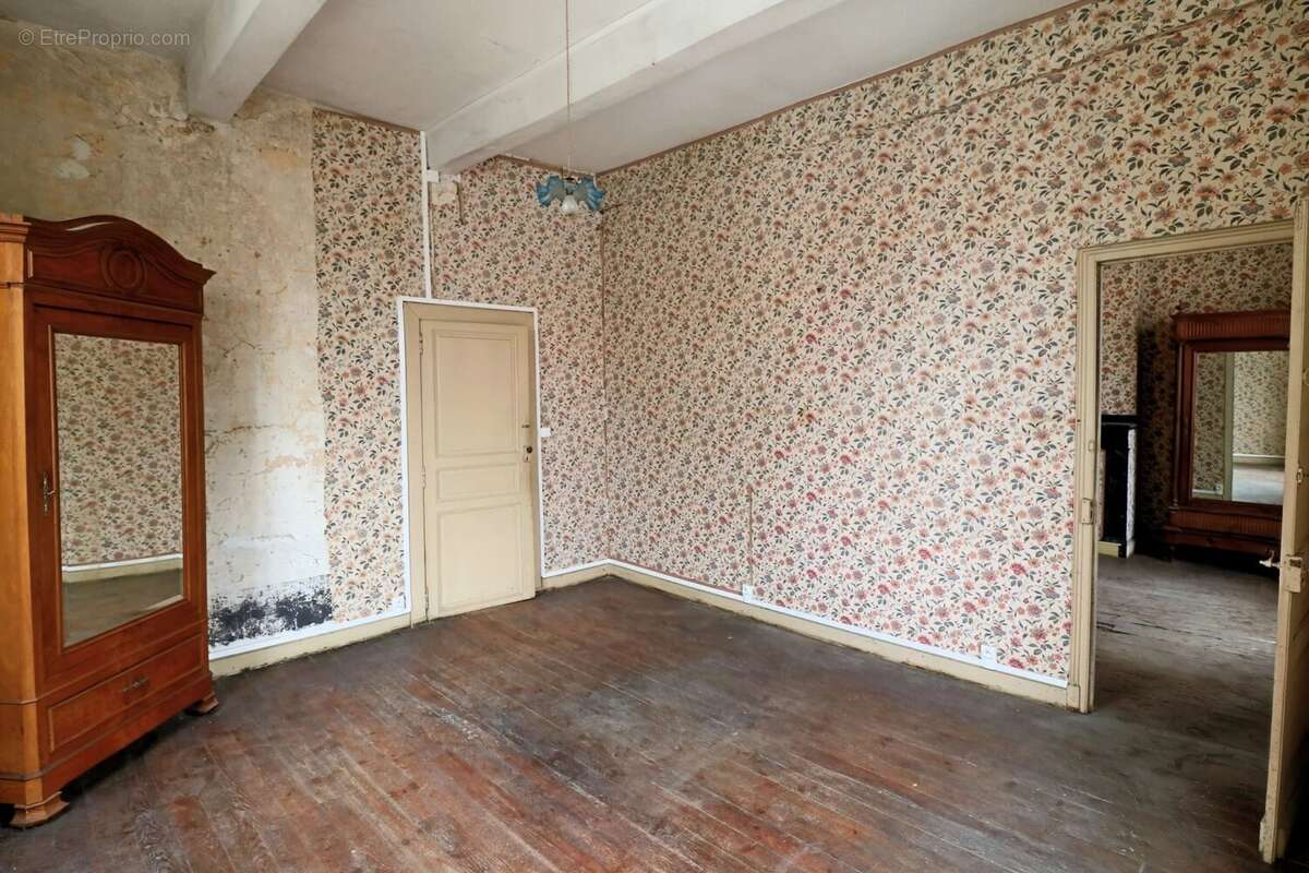 Grande maison de caractère/immeuble de rapport comprenant 7 chambres - photo 17