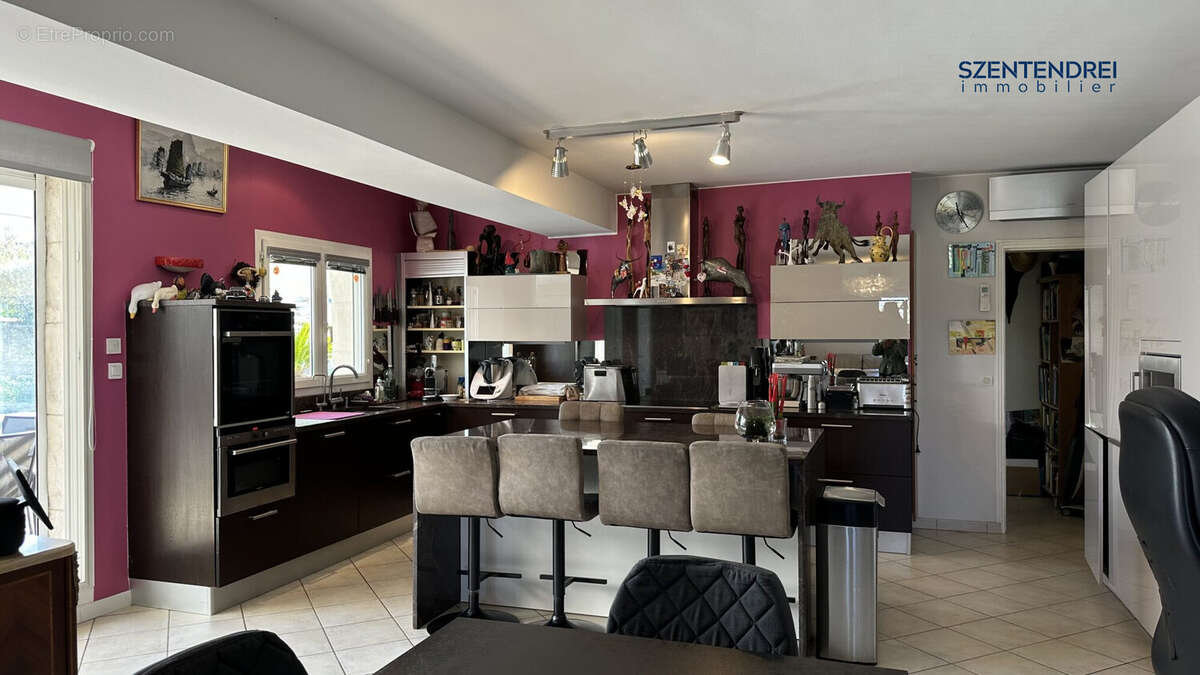 Maison à LUNEL-VIEL