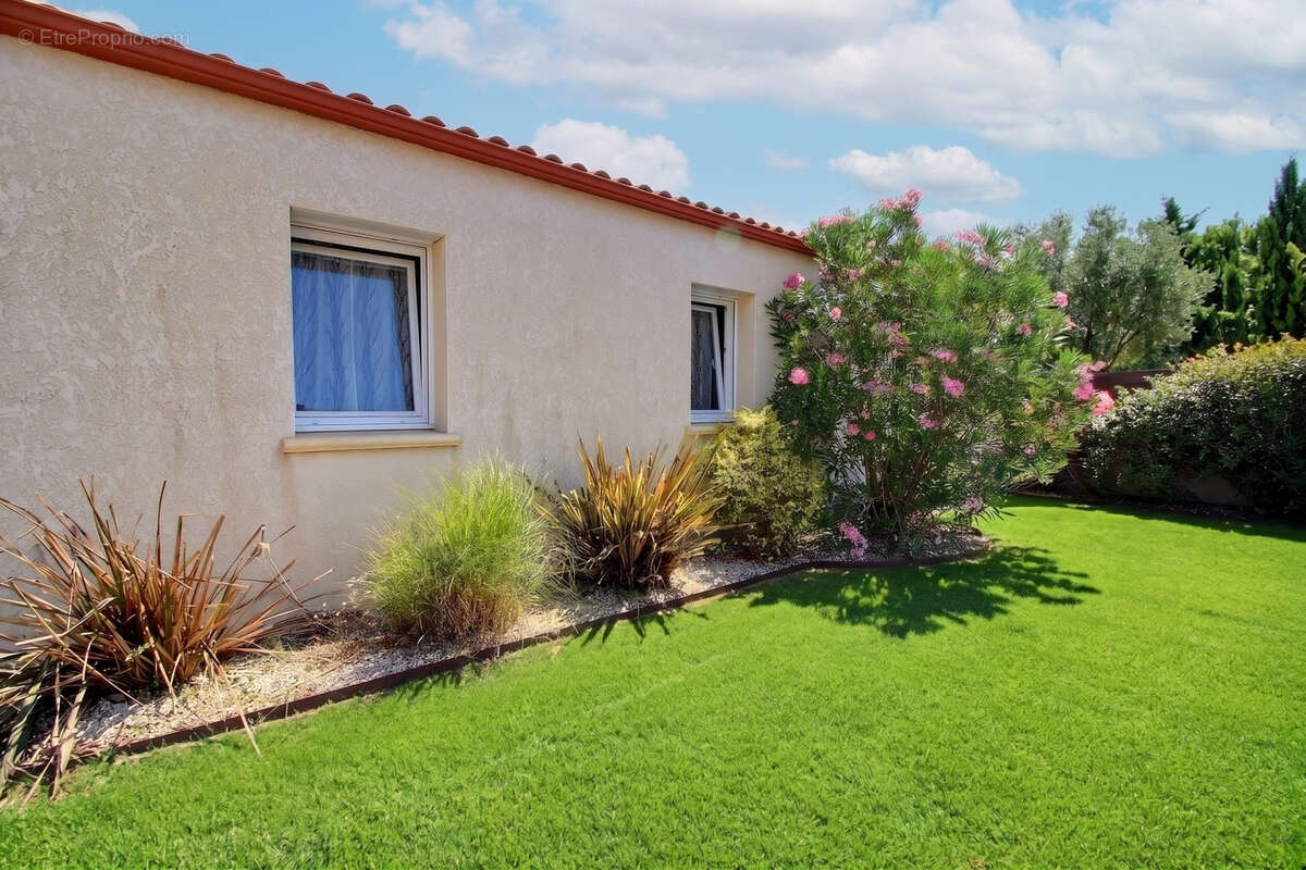 A vendre - chaumes en retz - maison de plain pied contemporaine - 115 m2 environ - 5 pièces - jardin - photo 20