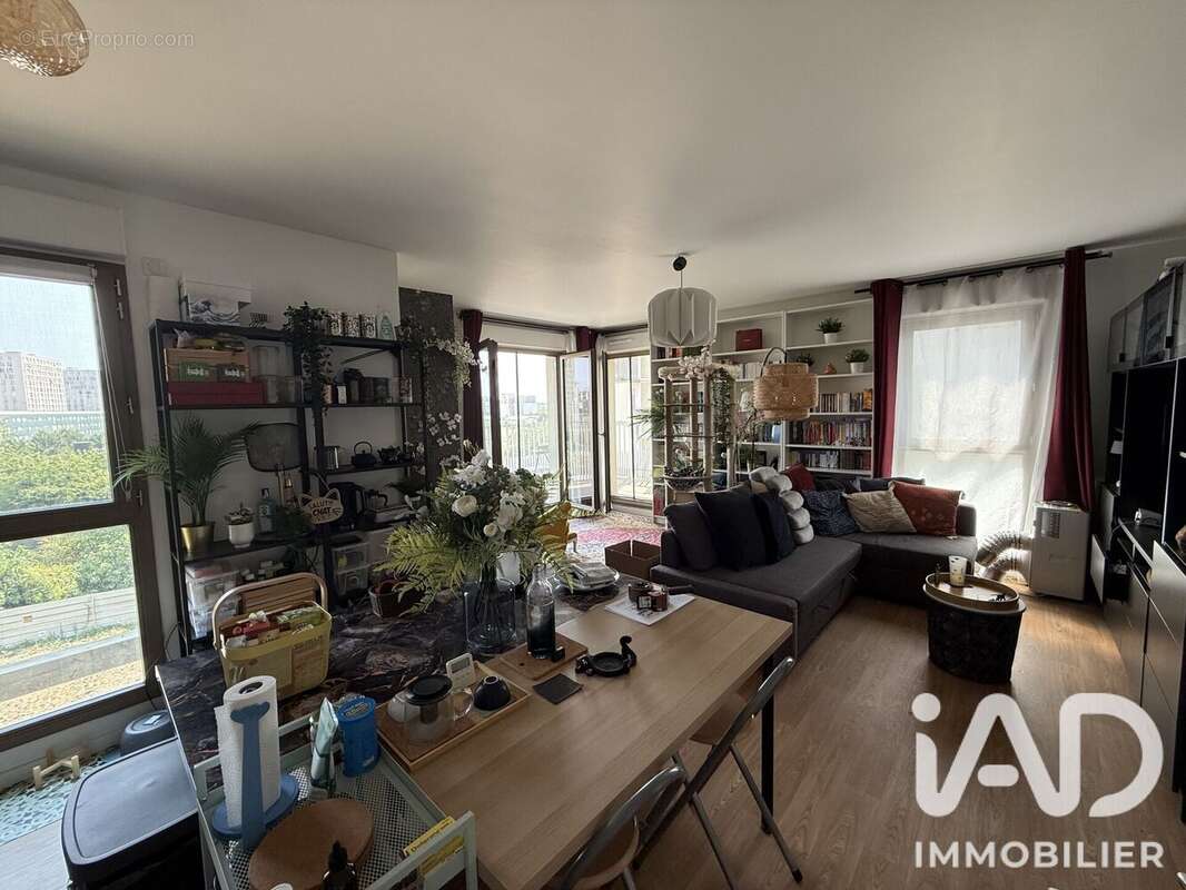 Appartement 85 m² à Stains  - photo 4