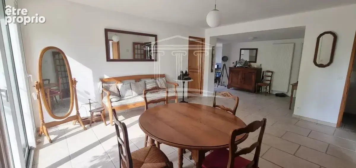 Maison 9 pièces 210 m² à vendre à Sorgues (84700) - photo 4