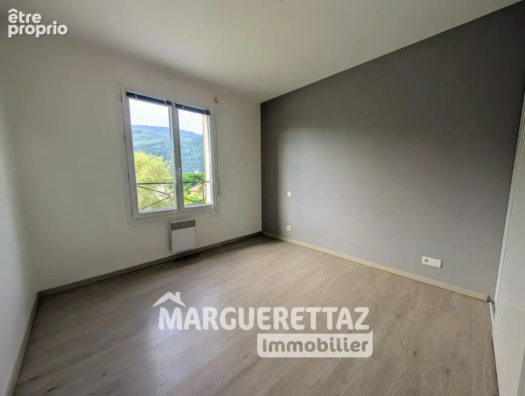 Maison 120m² habitables - 1001m² de terrain - MARIGNIER - photo 11
