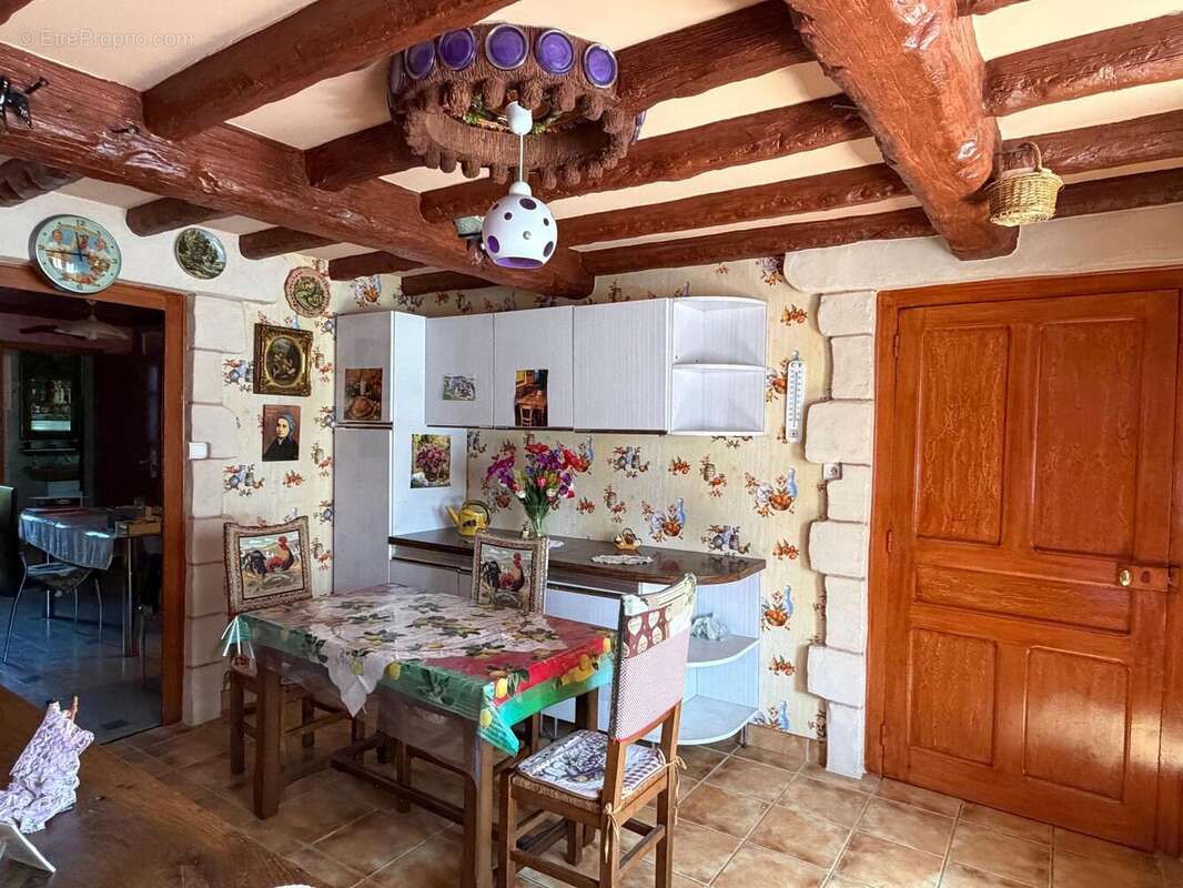 Maison 88 m² à Romenay  - photo 4