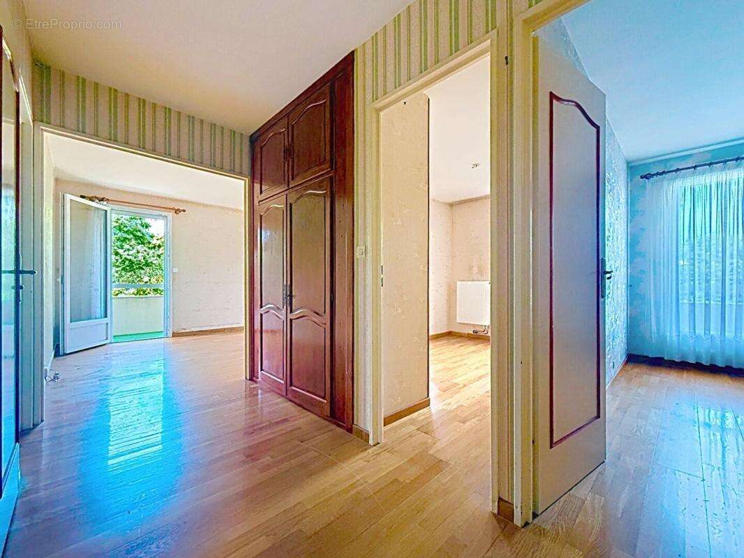 Appartement à HEROUVILLE-SAINT-CLAIR