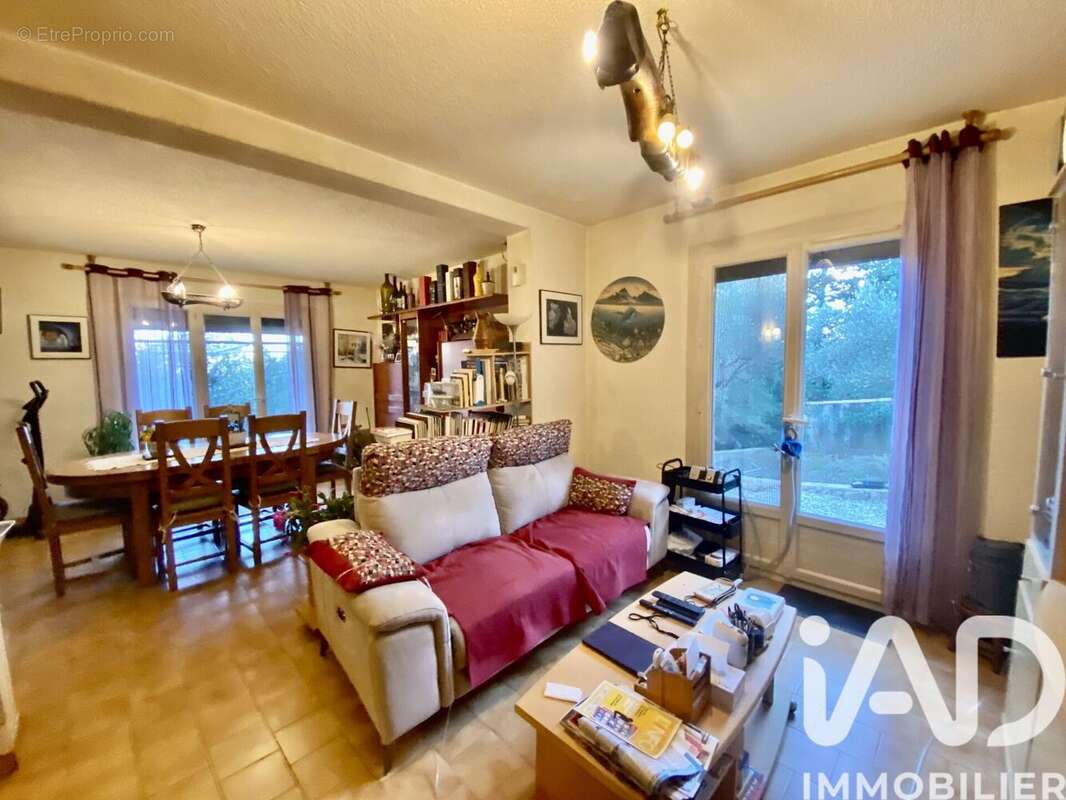 Photo 4 - Maison à ARAMON