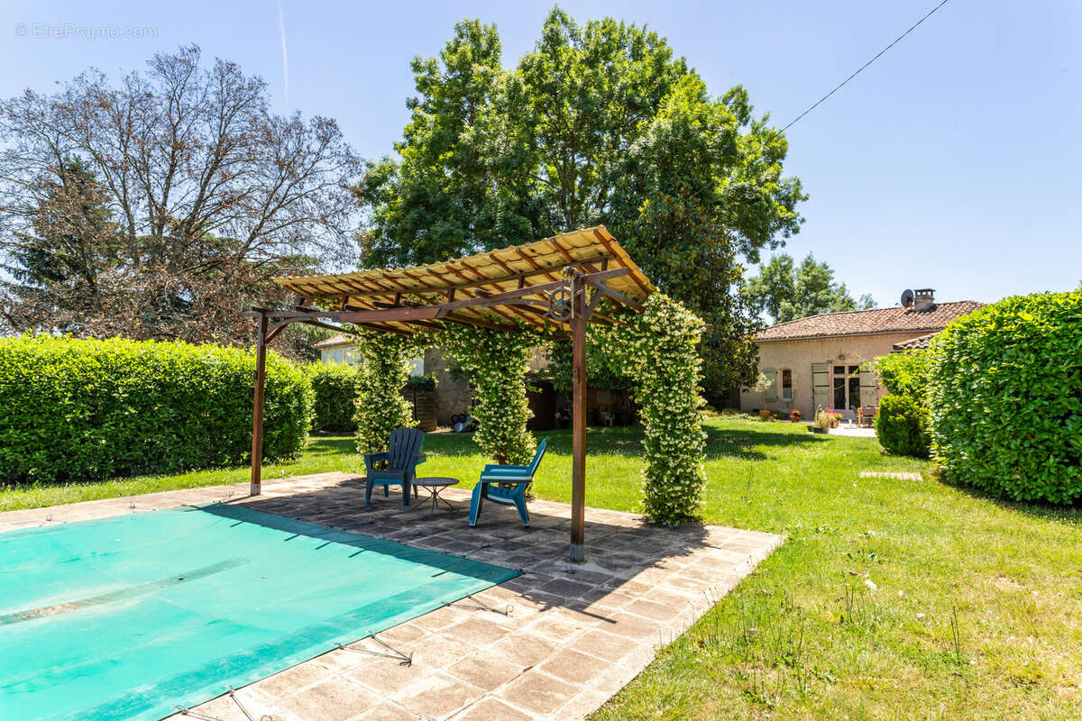 Maison à BOURG-DE-VISA