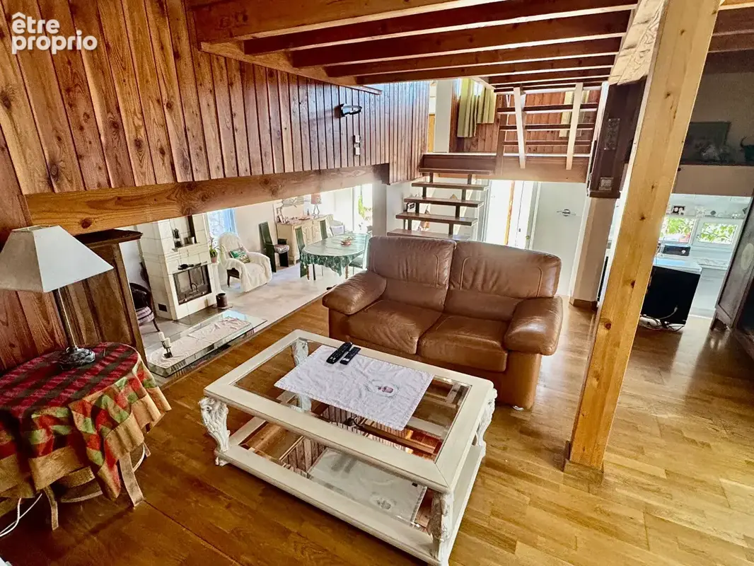 PERIGNAT-SUR-ALLIER / Maison d'architecte ossature bois au calme avec terrain piscinable  ! - photo 6