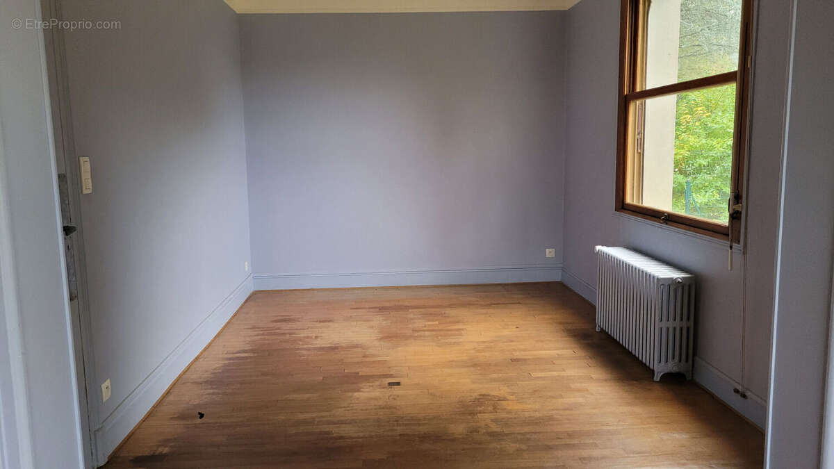 Maison à VILLEFRANCHE-D&#039;ALLIER