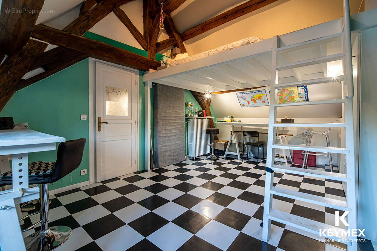 Maison à SAINT-OUEN-L'AUMONE